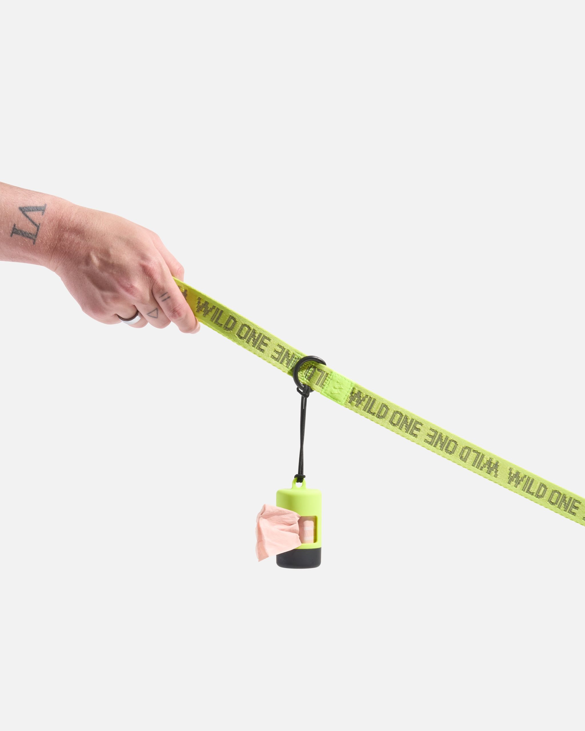 WO_VM_LightweightLeash_Air_LimeadeReflective_PDP_02_4x5_Web_eec5fffd-2910-4e94-ab23-87df9d7d8e77.jpg