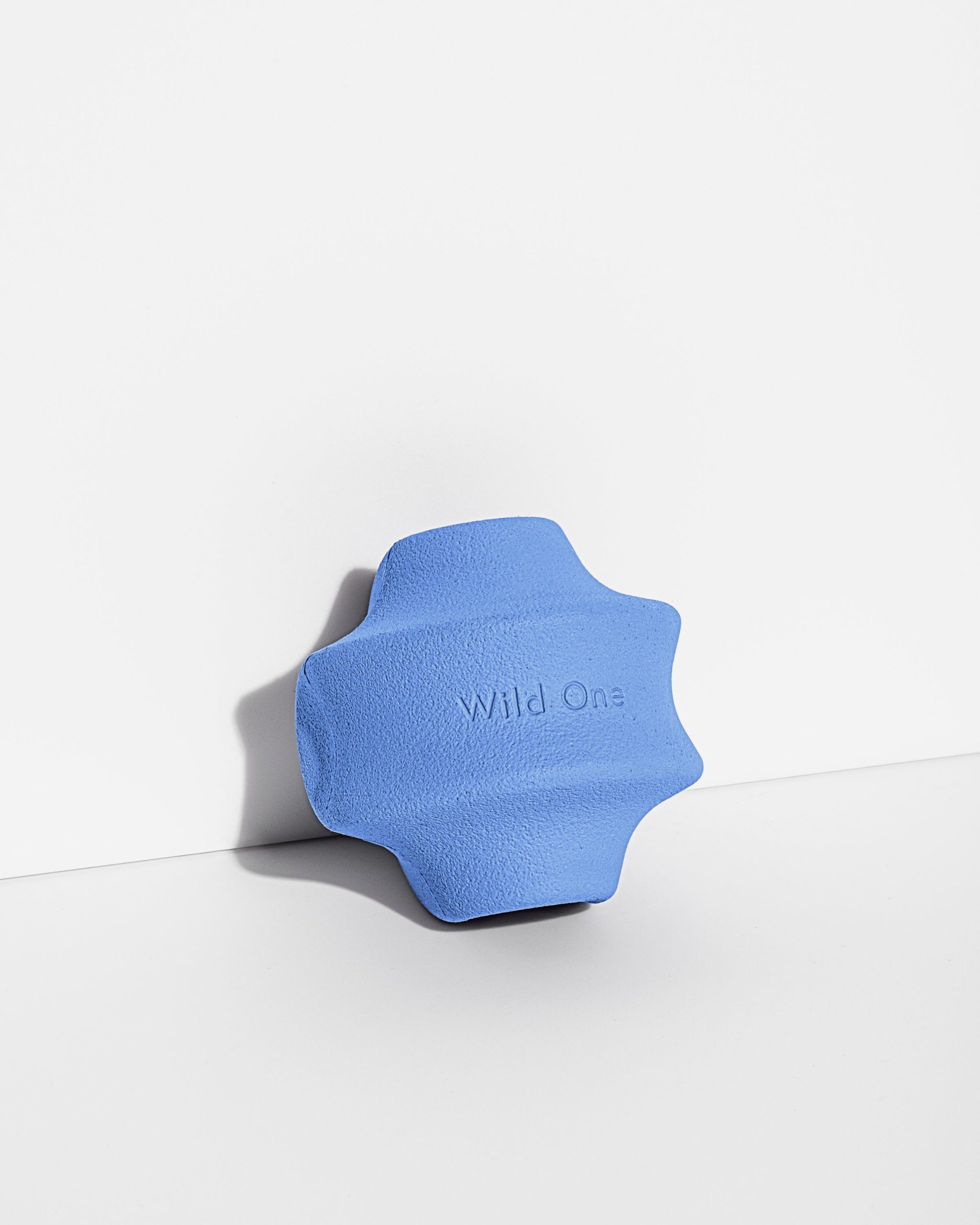 WO_VM_Studio_PDP_Toys_TwistToss_Moonstone_01_4x5_Web.jpg