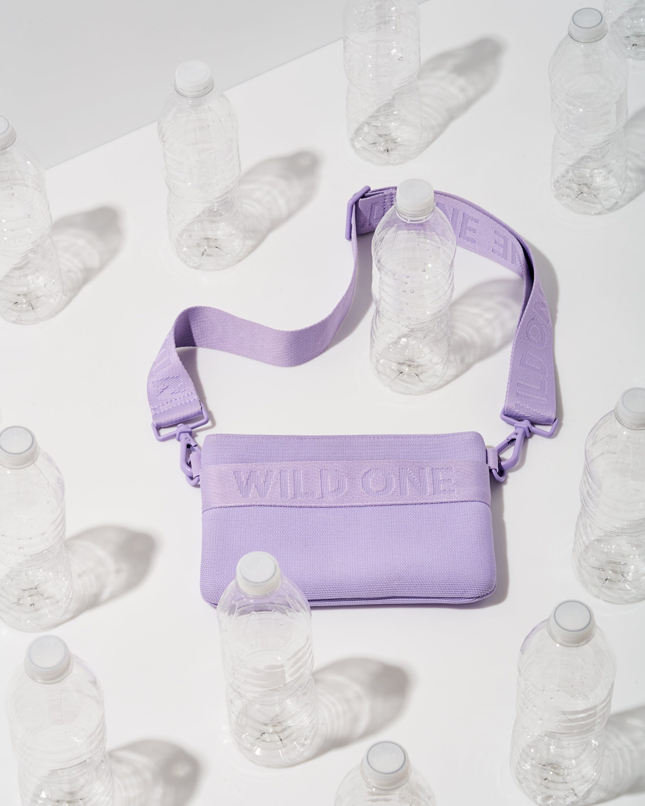 WO_VM_Studio_PDP_TreatPouch_Lilac_Bottles_01_4x5_Web.jpg