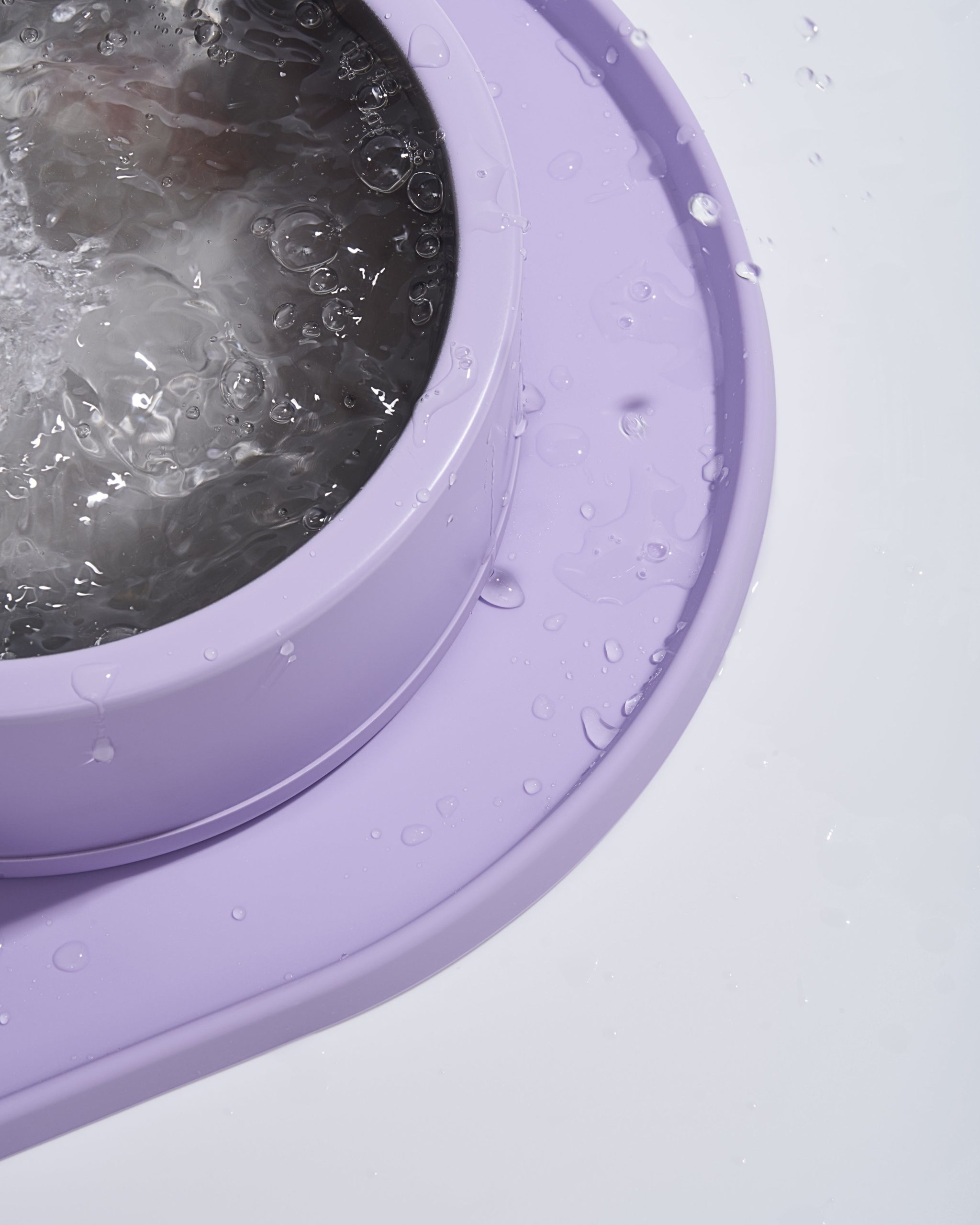 WO_VM_Studio_Placemat_Lilac_Waterproof_PDP_01_4x5_Web_88fcc58f-9fa8-470e-826b-5d331397b1ab.jpg