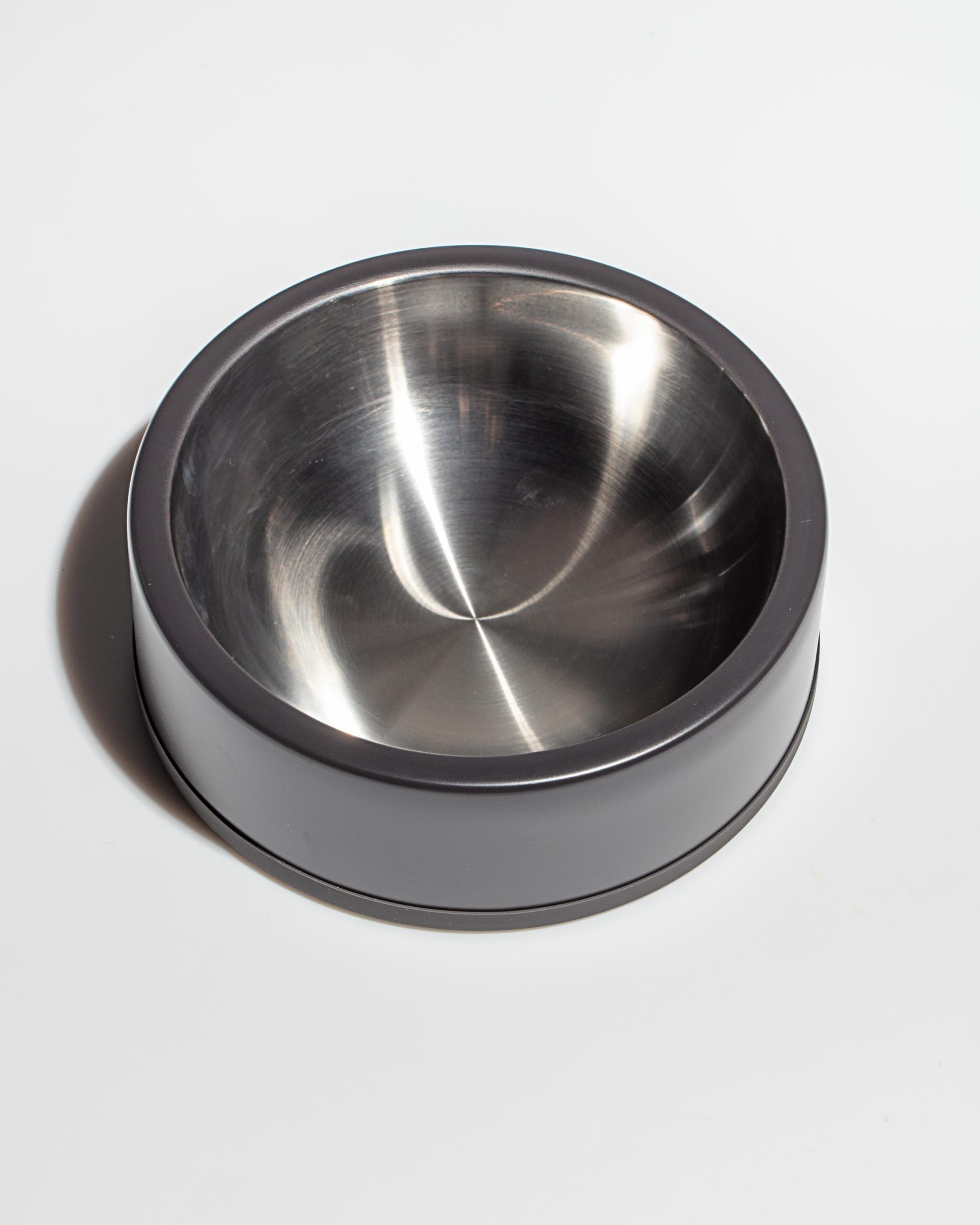 WO_VM_Website_Bowl_Black_01_Web.jpg