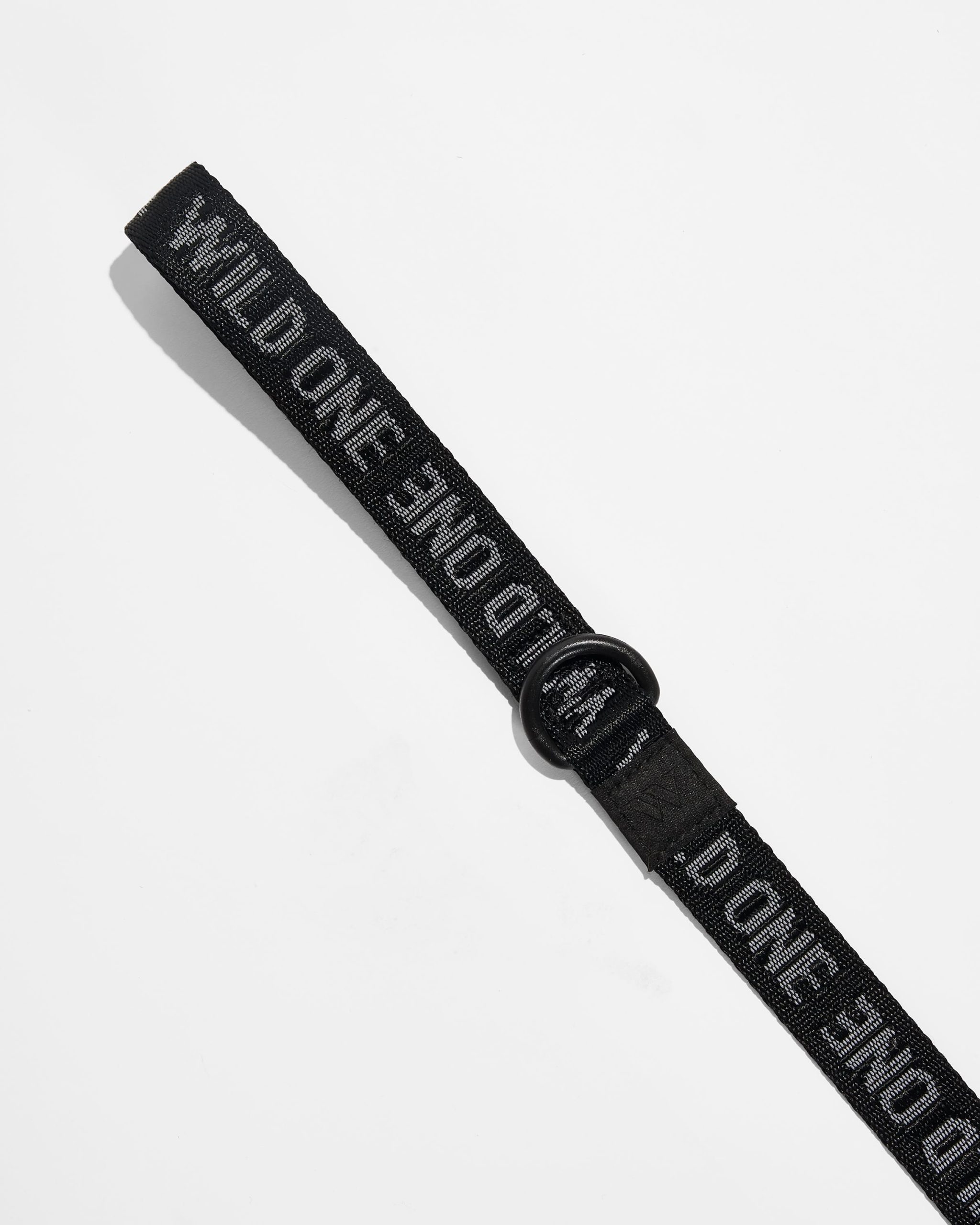 WO_VM_WovenLeash_Black_AirCollection_PDP_02_4x5_Web.jpg